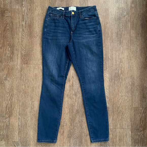 Universal Thread Mid Rise Skinny Jeans Size 4 - Picture 1 of 9